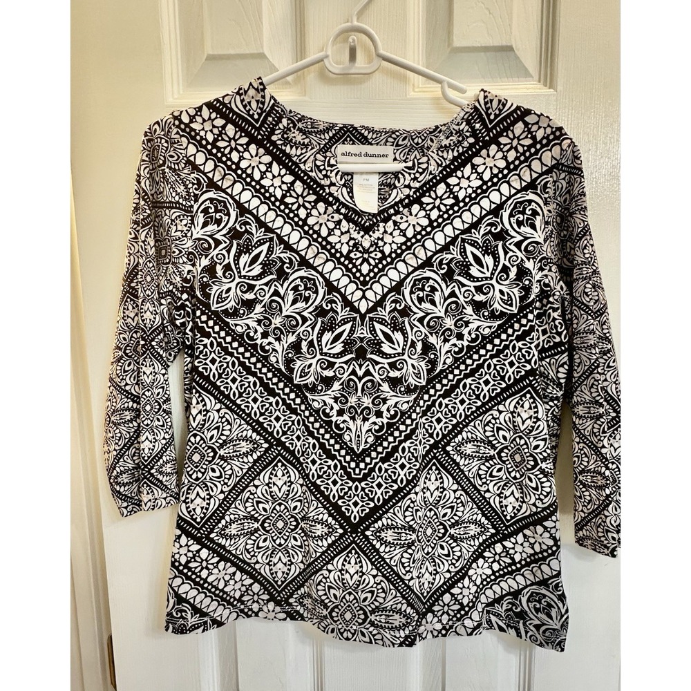 Alfred Dunner‎ Petite Black White Geometric Embellished V-Neck 3/4 Sleeve Top PM